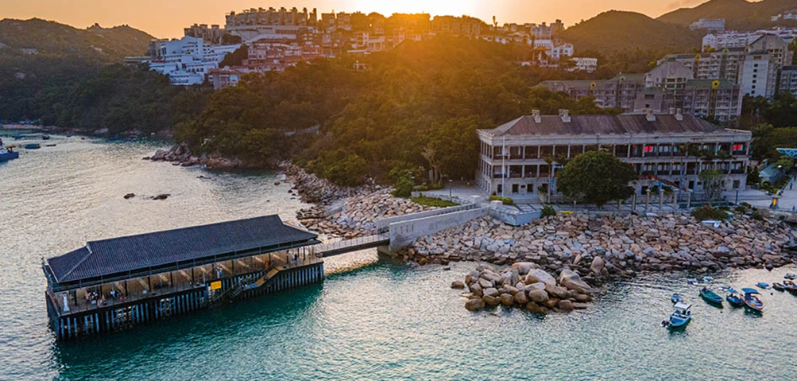 A Day Trip to Stanley: Markets, Beaches, and Local Cuisine