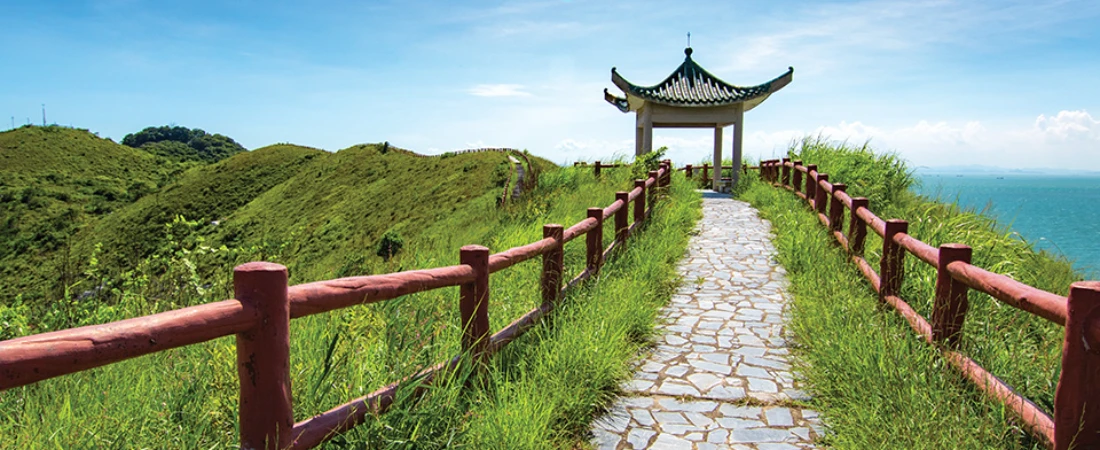 Outdoor Adventures in Lantau Island: Hiking Trails and Scenic Spots