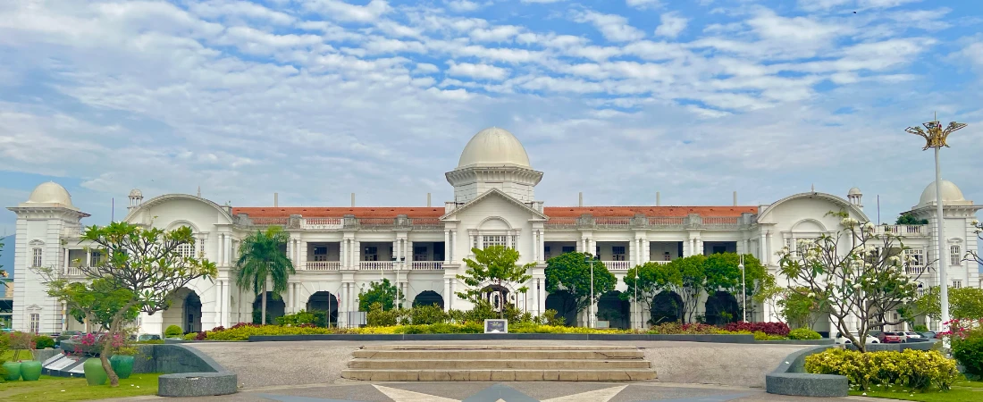 Exploring Ipoh: A Charming Mix of History, Art, and Food