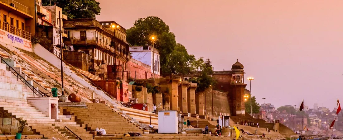 Exploring the Magic of Varanasi: Ghats, Temples, and Timeless Charm