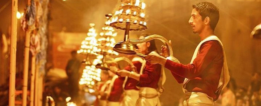 Exploring the Magic of Varanasi: Ghats, Temples, and Timeless Charm