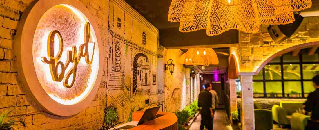 A Foodie's Weekend in Delhi: Where to Eat and What to See