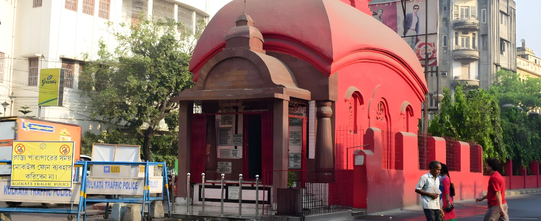 How to Spend a Perfect Day in Kolkata: Culture, Coffee & Colonial Charm