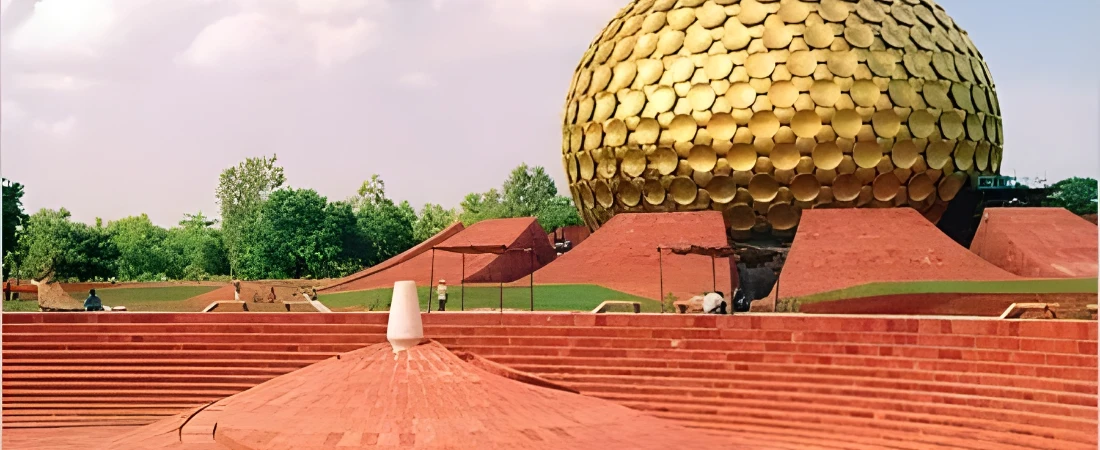 A Slow Travel Guide to Pondicherry: French Quarters, Beaches & Bites